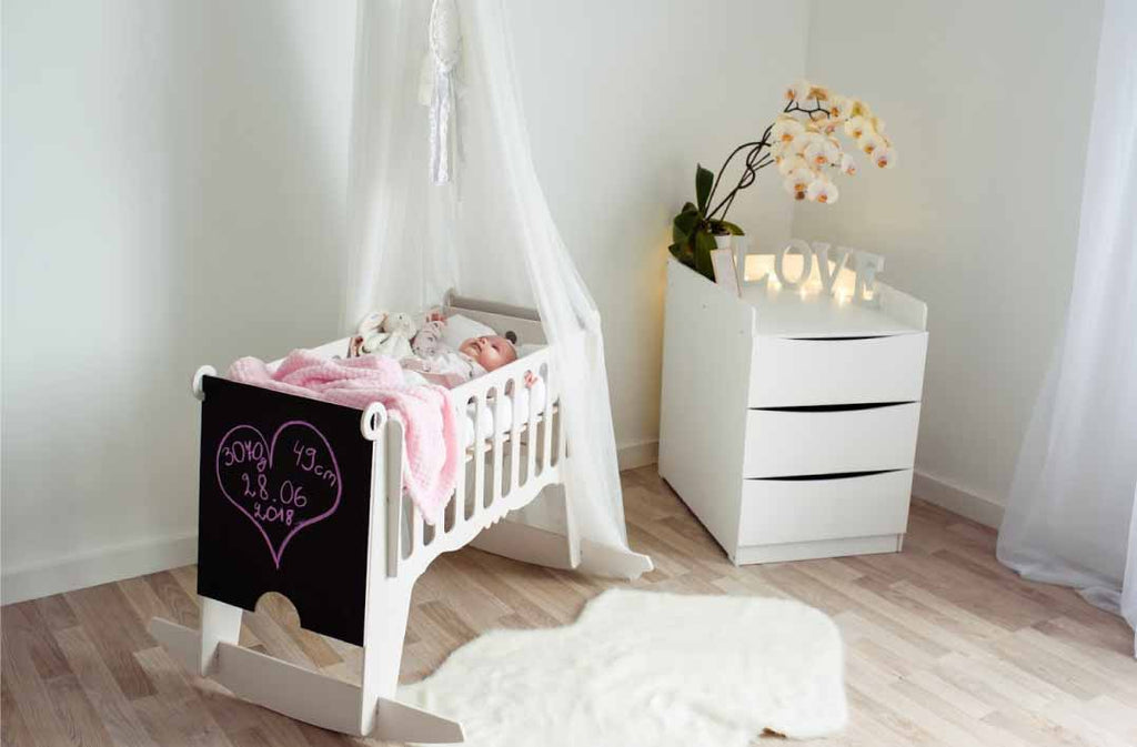 Babywieg berkenhout wit