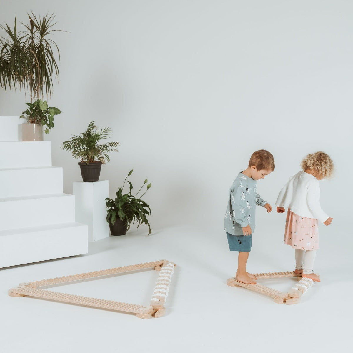 Balansbalk set TipiToo klein met wit touw – afbeelding 2