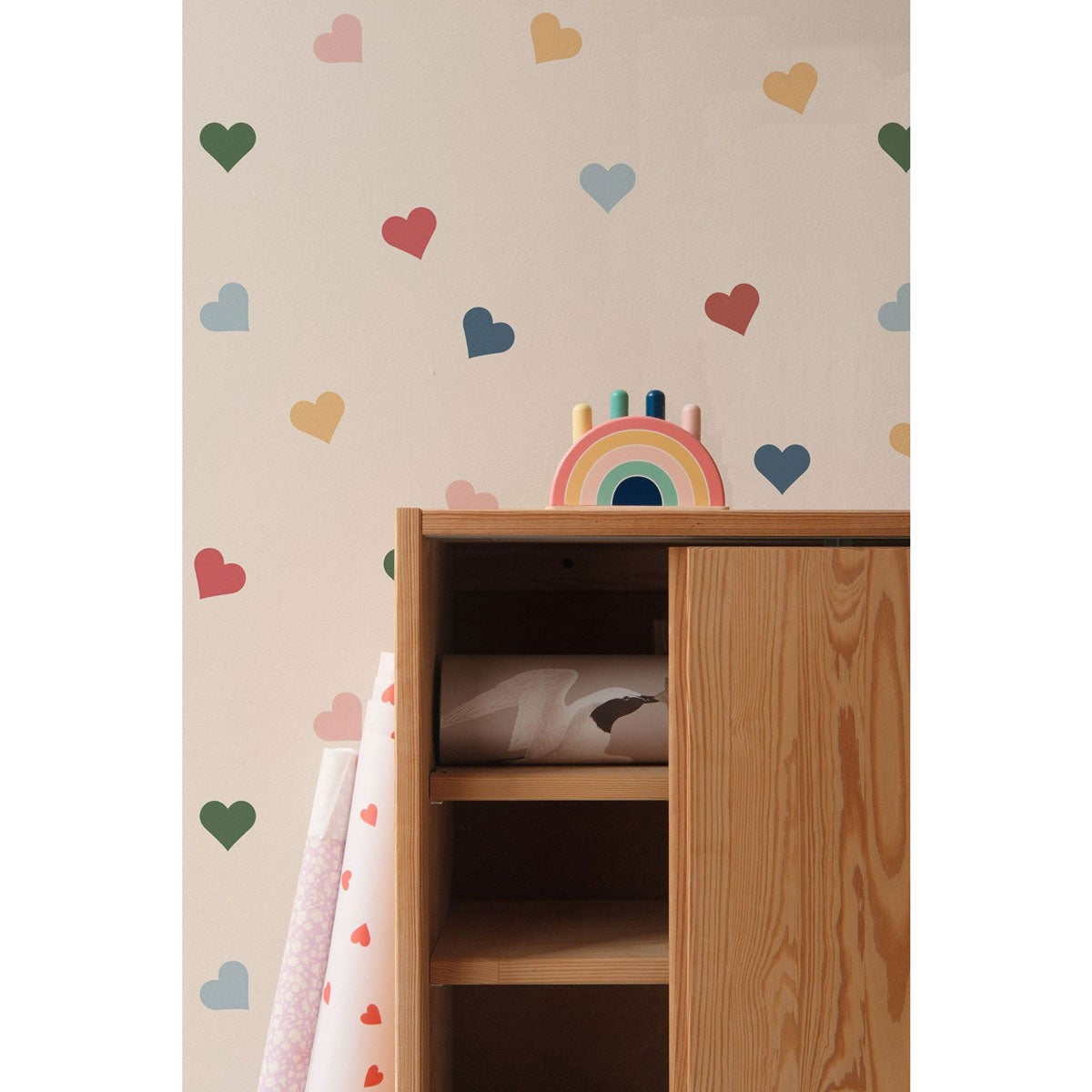 Behang kinderkamer – gekleurde hartjes – afbeelding 4