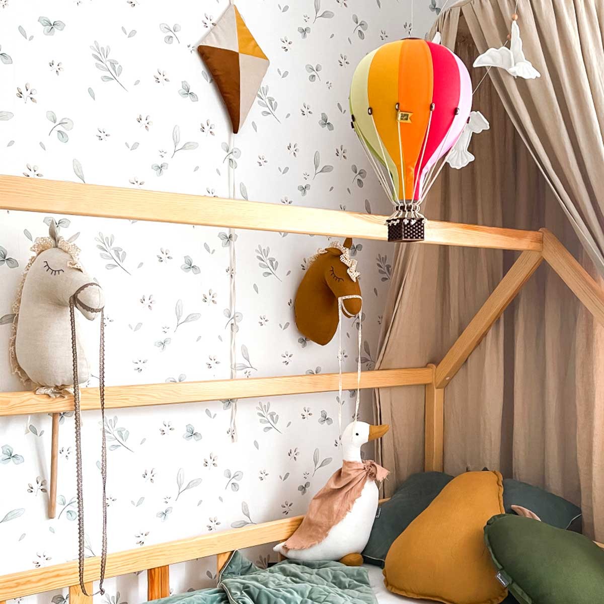 Behang kinderkamer – mini blaadjes – afbeelding 2