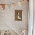 Behang kinderkamer – onregelmatige stippen poederroze en wit – afbeelding 4