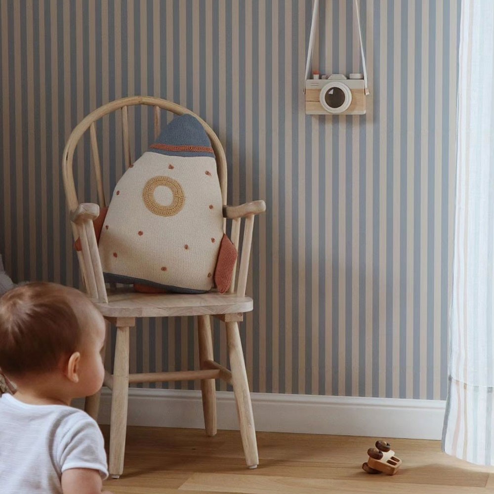 Behang kinderkamer – vintage strepen beige en blauw