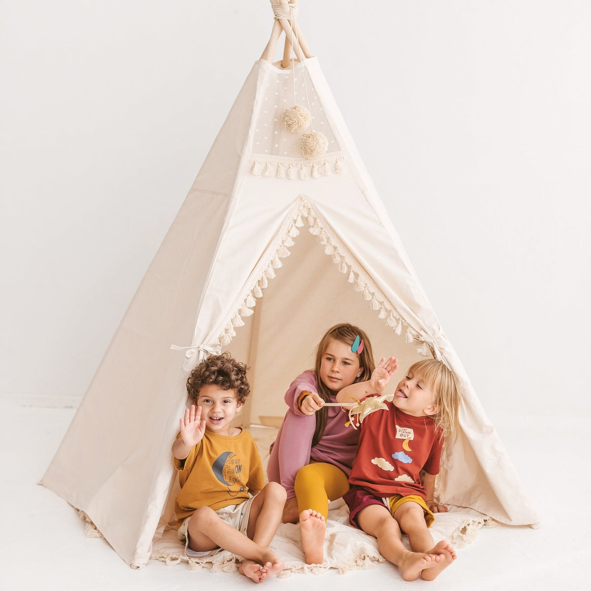 Grote tipi tent XL ecru met kwastjes – afbeelding 2