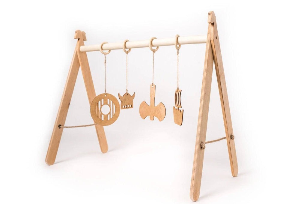 Houten babygym met vikingspeeltjes – opvouwbaar