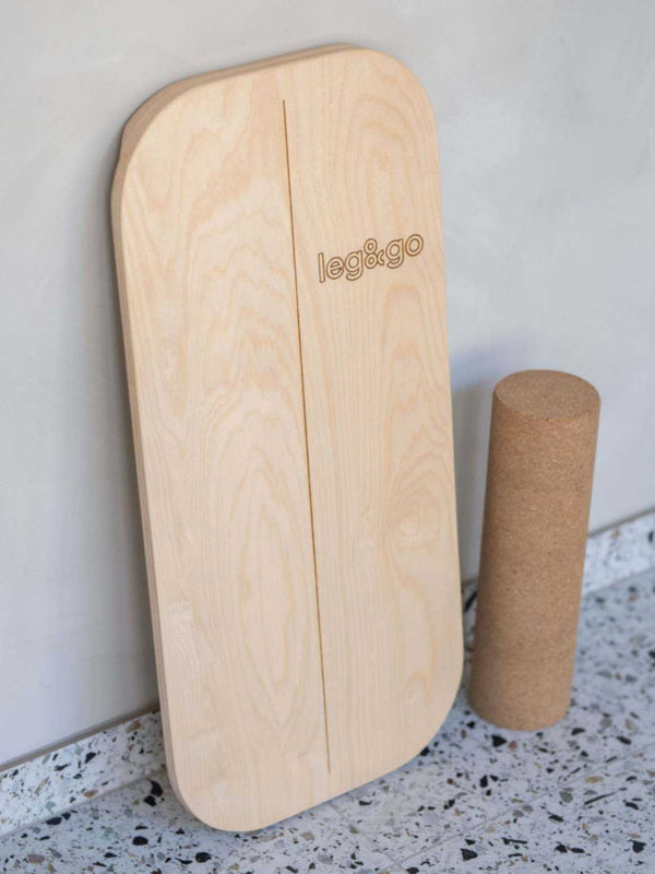 Balansbord Surf met Kurkroller Logo Zijkant