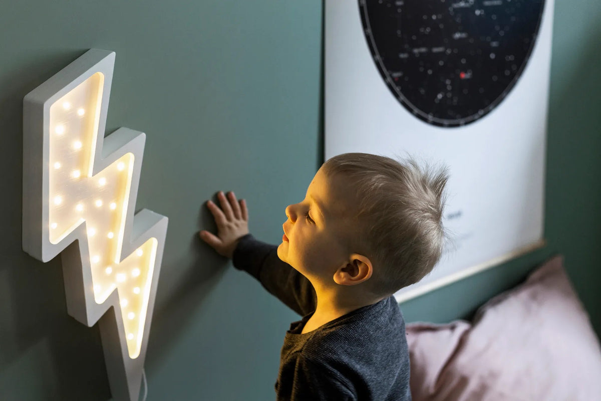 Houten lamp kinderkamer – bliksem