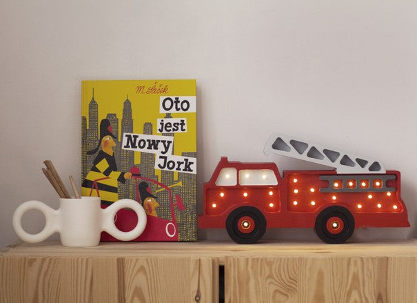 Houten lamp kinderkamer – brandweerauto – afbeelding 3
