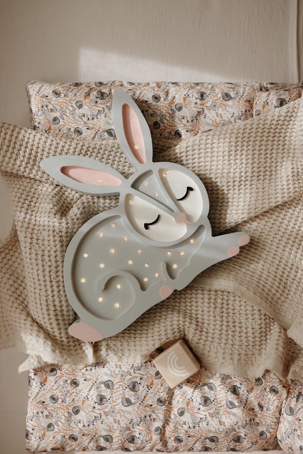 Houten lamp kinderkamer – kat – afbeelding 5
