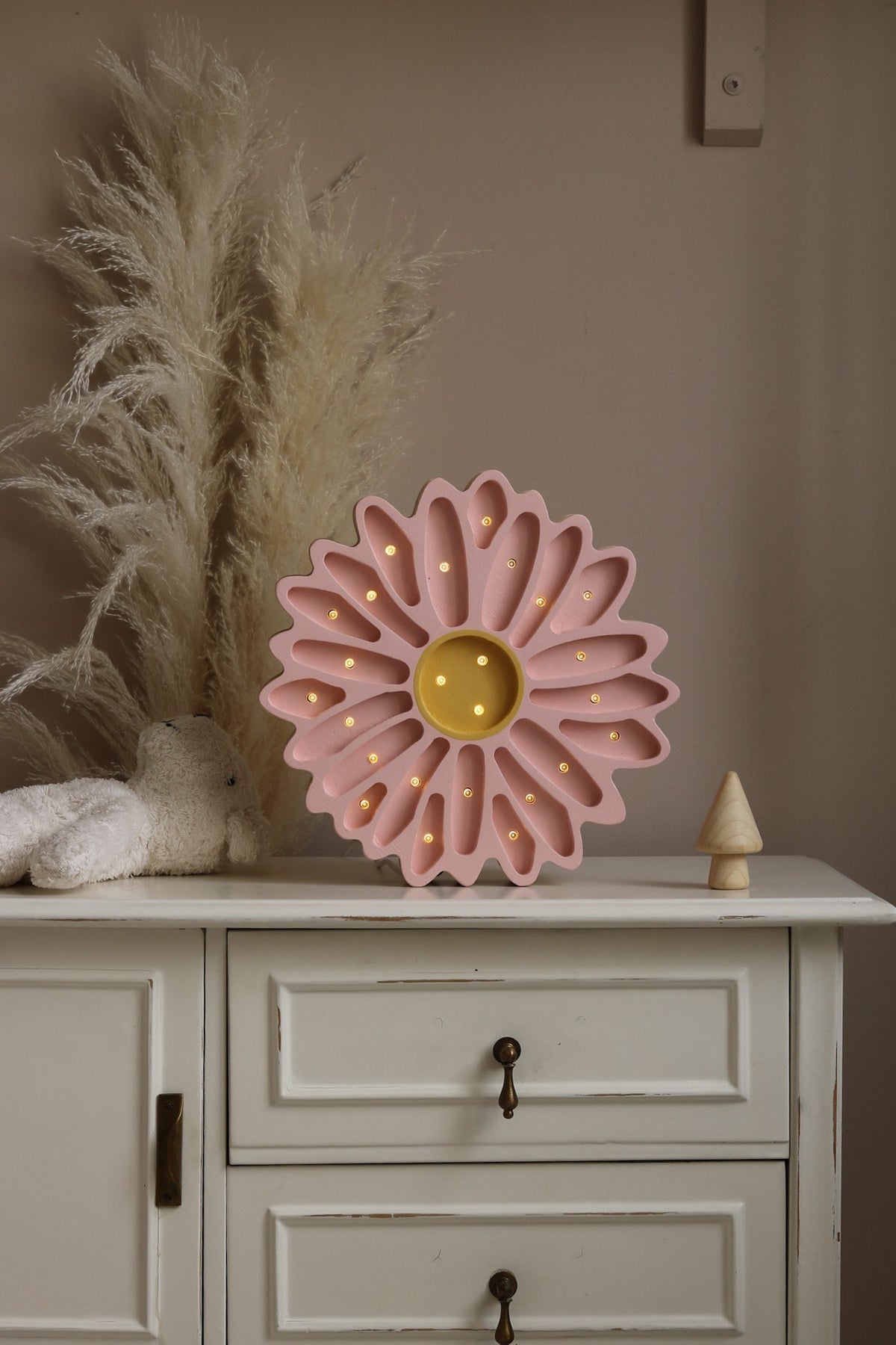 Houten lamp kinderkamer – madeliefje – afbeelding 6