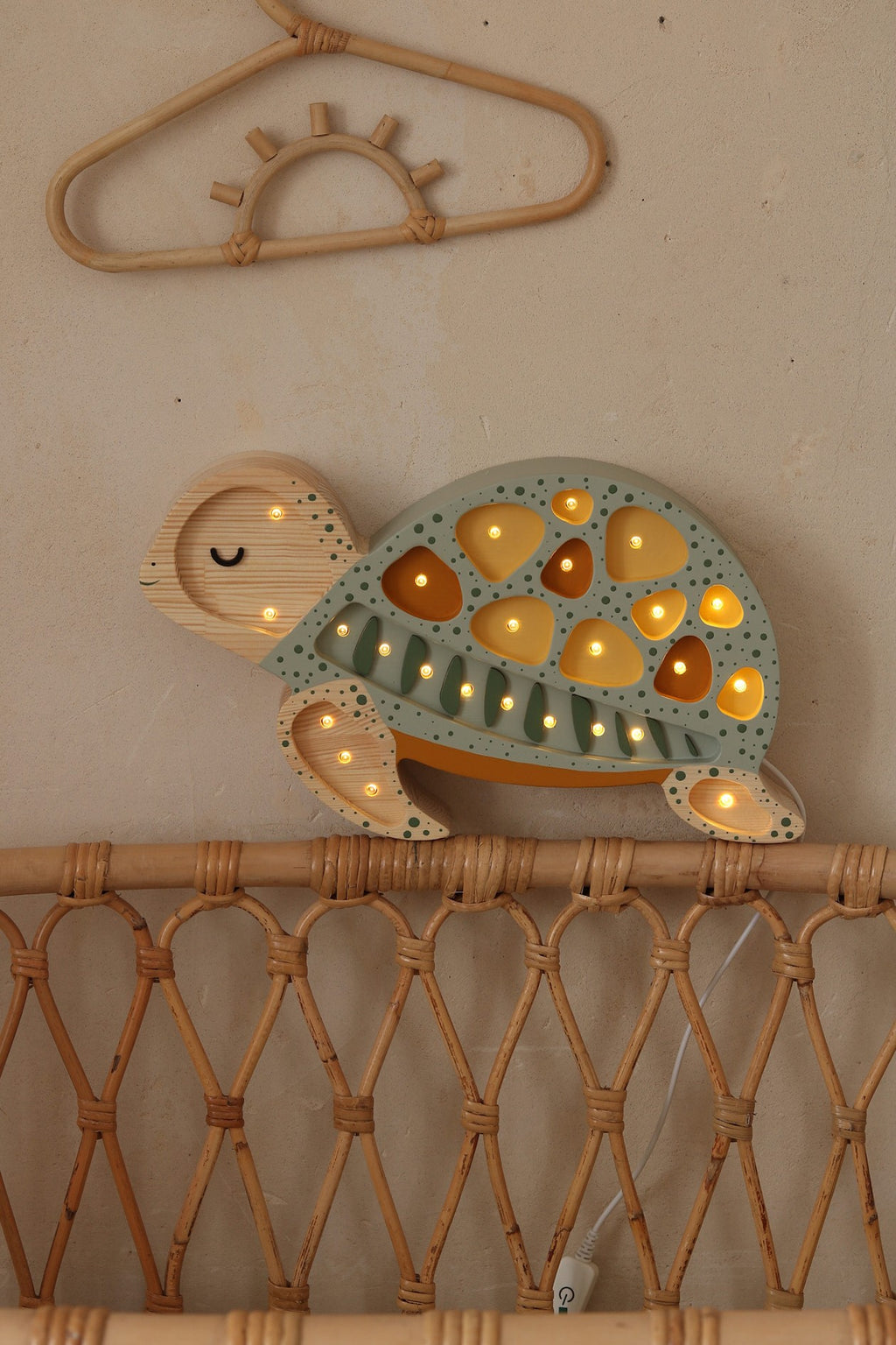 Houten lamp kinderkamer schildpad – nachtlamp met dimmer – afbeelding 10