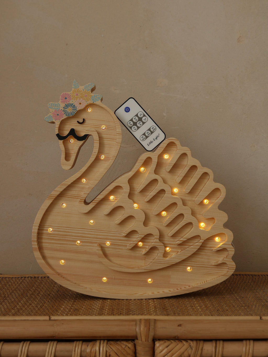 Houten lamp kinderkamer zwaan – nachtlamp met dimmer – afbeelding 4