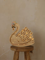 Houten lamp kinderkamer zwaan – nachtlamp met dimmer – afbeelding 6
