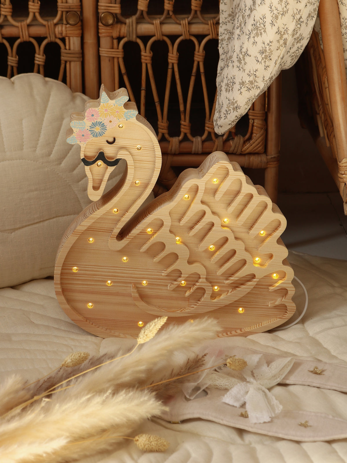 Houten lamp kinderkamer zwaan – nachtlamp met dimmer – afbeelding 9
