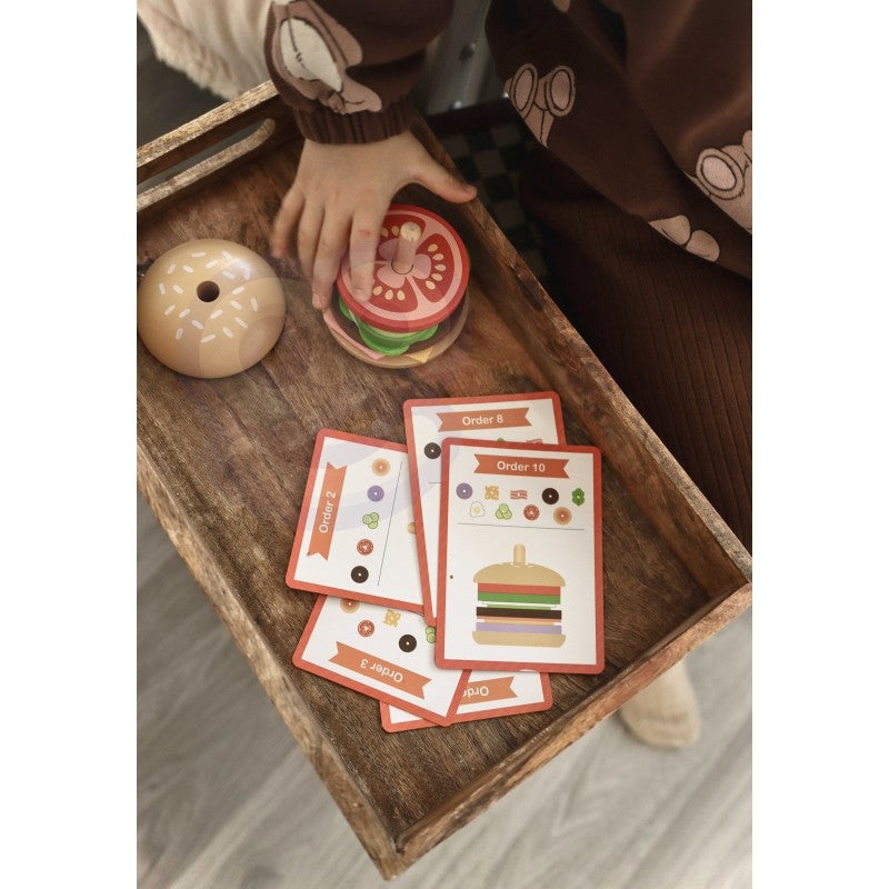Houten stapelburger met receptkaart – afbeelding 8