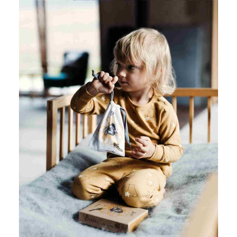 Houten zoemtol met hommels – afbeelding 3