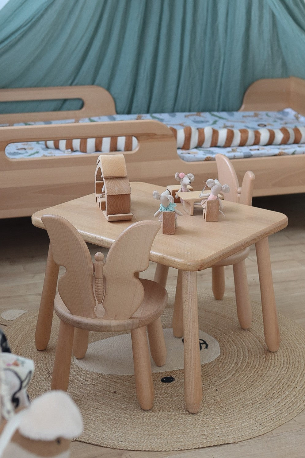 Kindertafel met 2 Stoeltjes vlinder – afbeelding 4