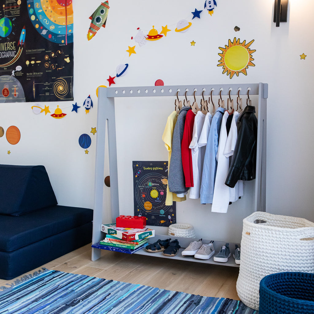 Kledingrek kinderkamer met hangstang en plank – versie 2 – afbeelding 13