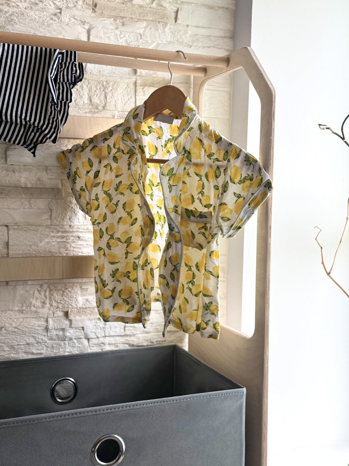 Kledingrek Montessori Groene Mand – afbeelding 4