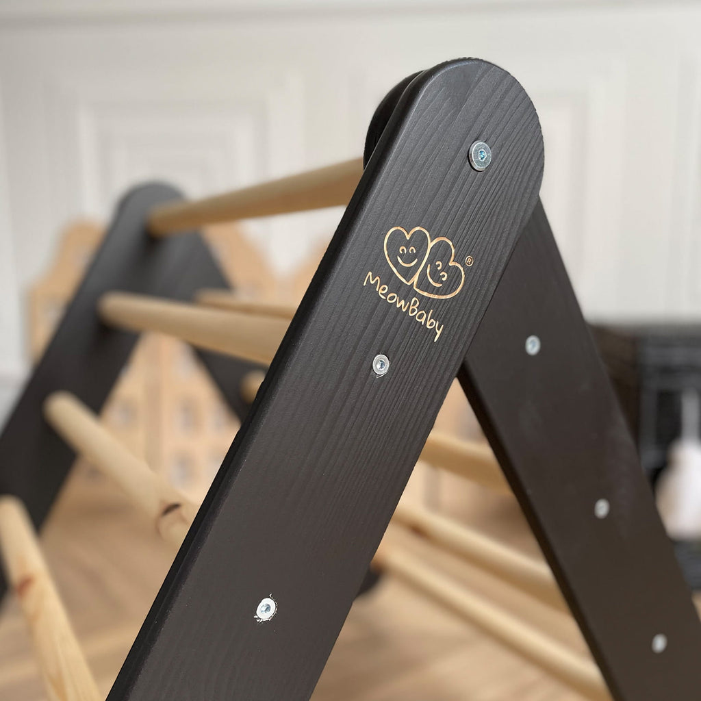 Klimdriehoek met glijbaan-klimwand 2-in-1 zwart – afbeelding 13