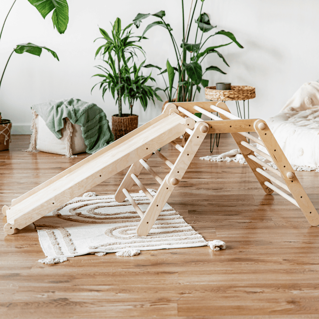 Houten klimrek Fipitri met glijbaan – afbeelding 4