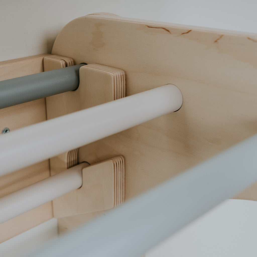Klimrek baby – pikler driehoek met Zweedse wand pastel – afbeelding 2