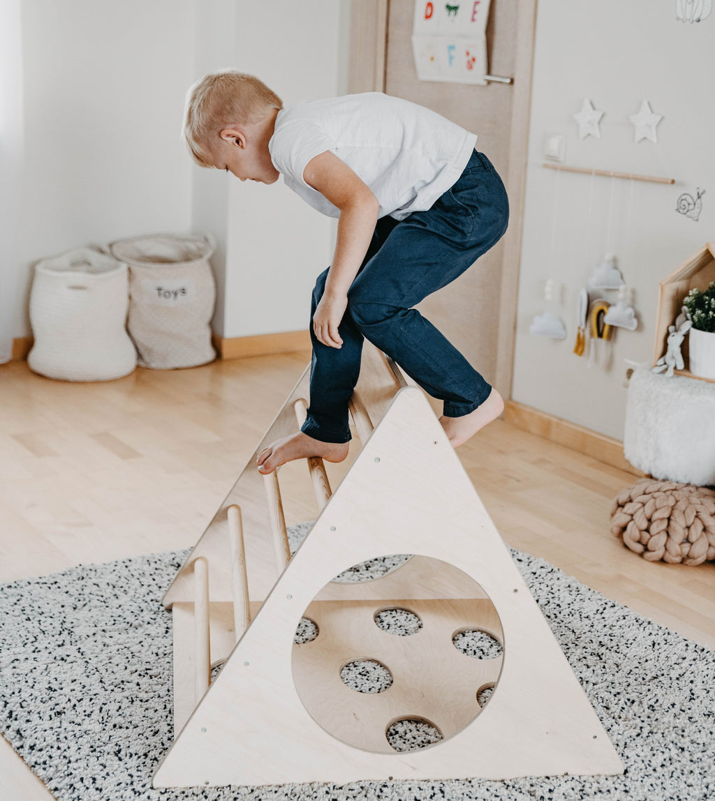 Klimrek Montessori driehoek – compact klimrek met 3 hoeken – afbeelding 7