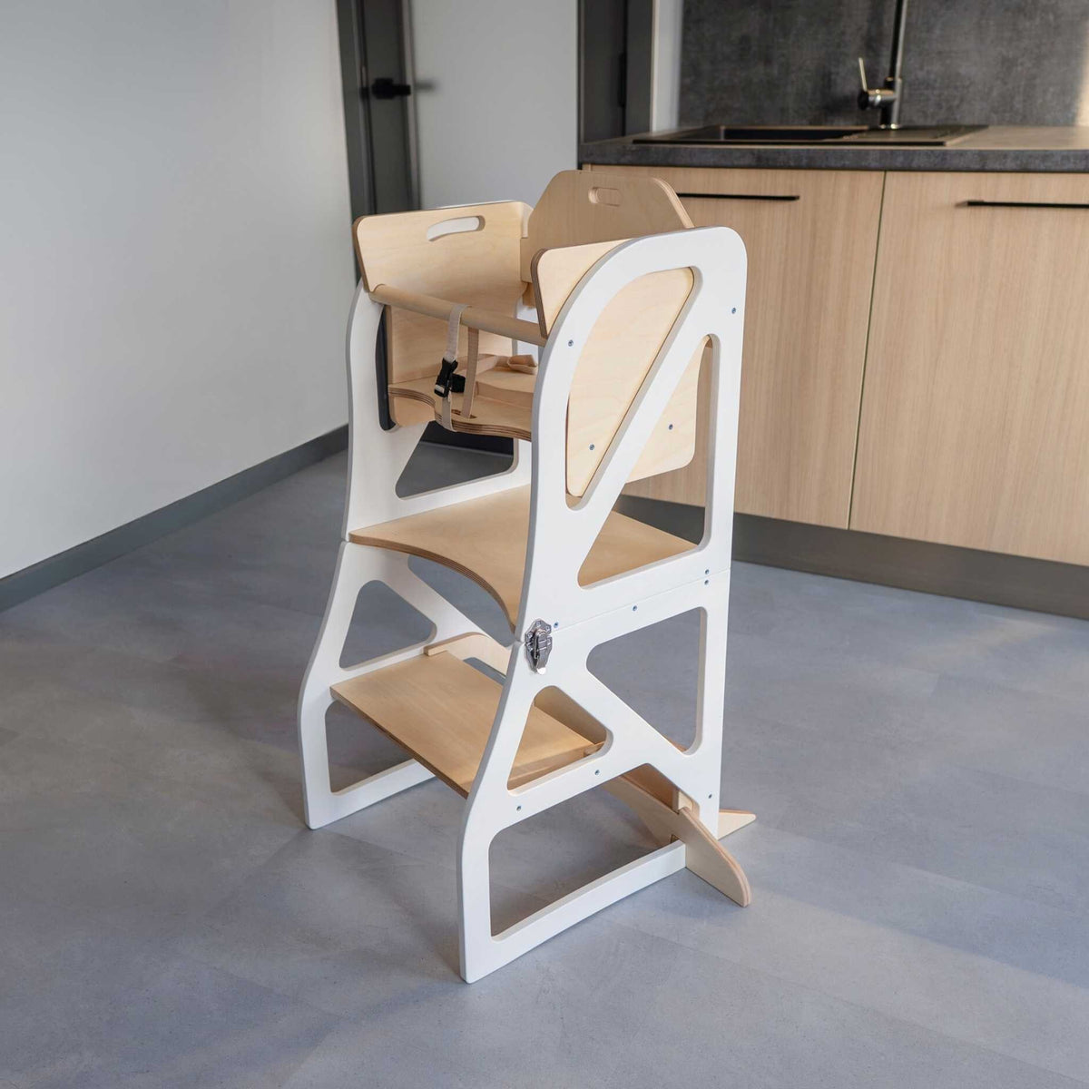Leertoren Securestep – ombouwbaar tot tafel en kinderstoel – afbeelding 9