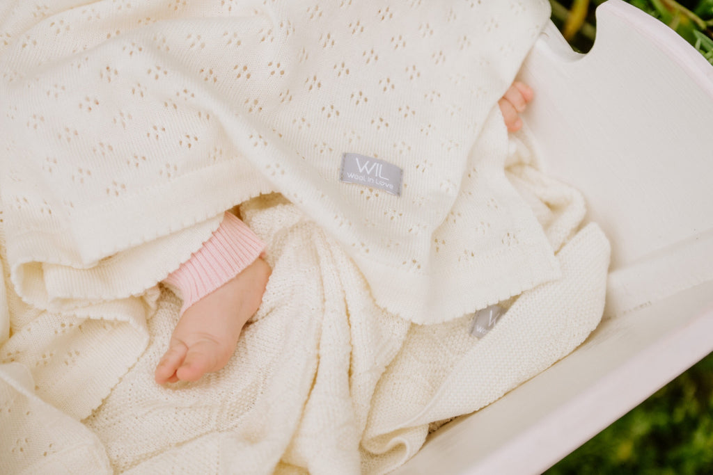 Merino babydeken Love karamel – afbeelding 8