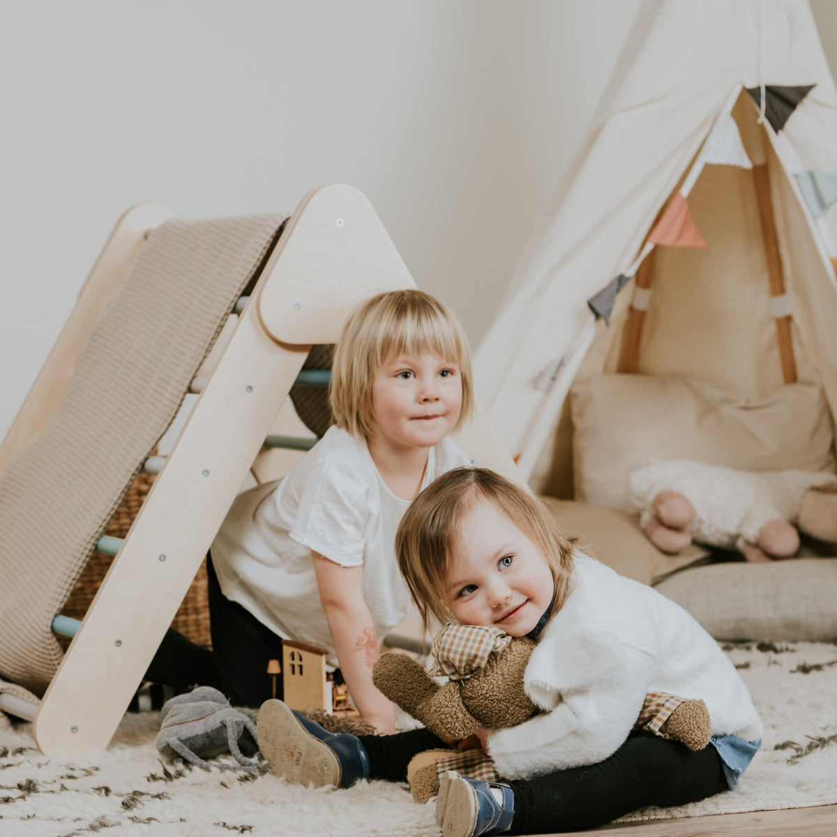 Houten Pikler driehoek pastel – afbeelding 3