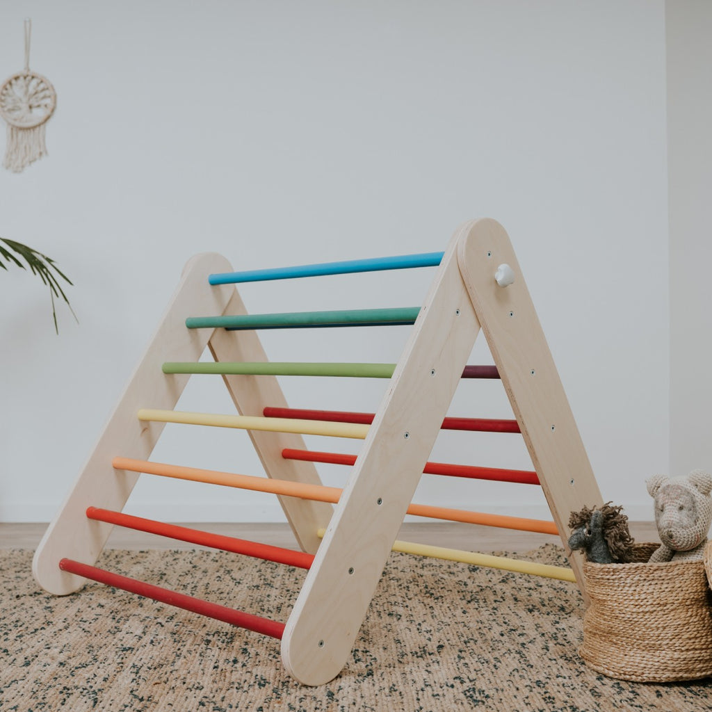 Pikler driehoek met Zweedse wand regenboog – afbeelding 3