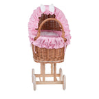 Poppenwagen riet Lulu – roze bekleding met deken en kussen