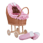 Poppenwagen riet Lulu – roze bekleding met deken en kussen – afbeelding 3