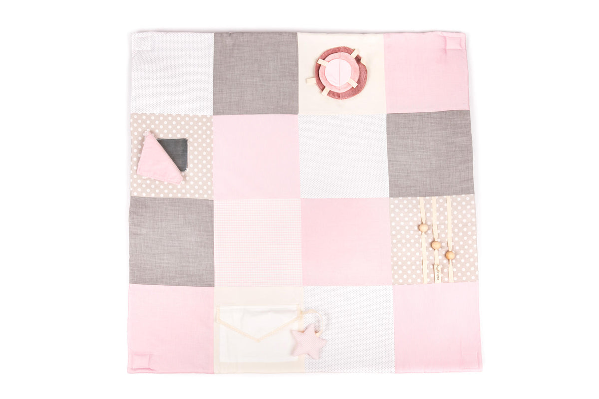 Speelkleed baby met sterren en speelbogen roze – afbeelding 2
