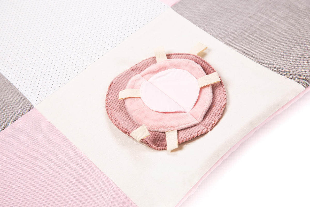 Speelkleed baby met sterren en speelbogen roze – afbeelding 6