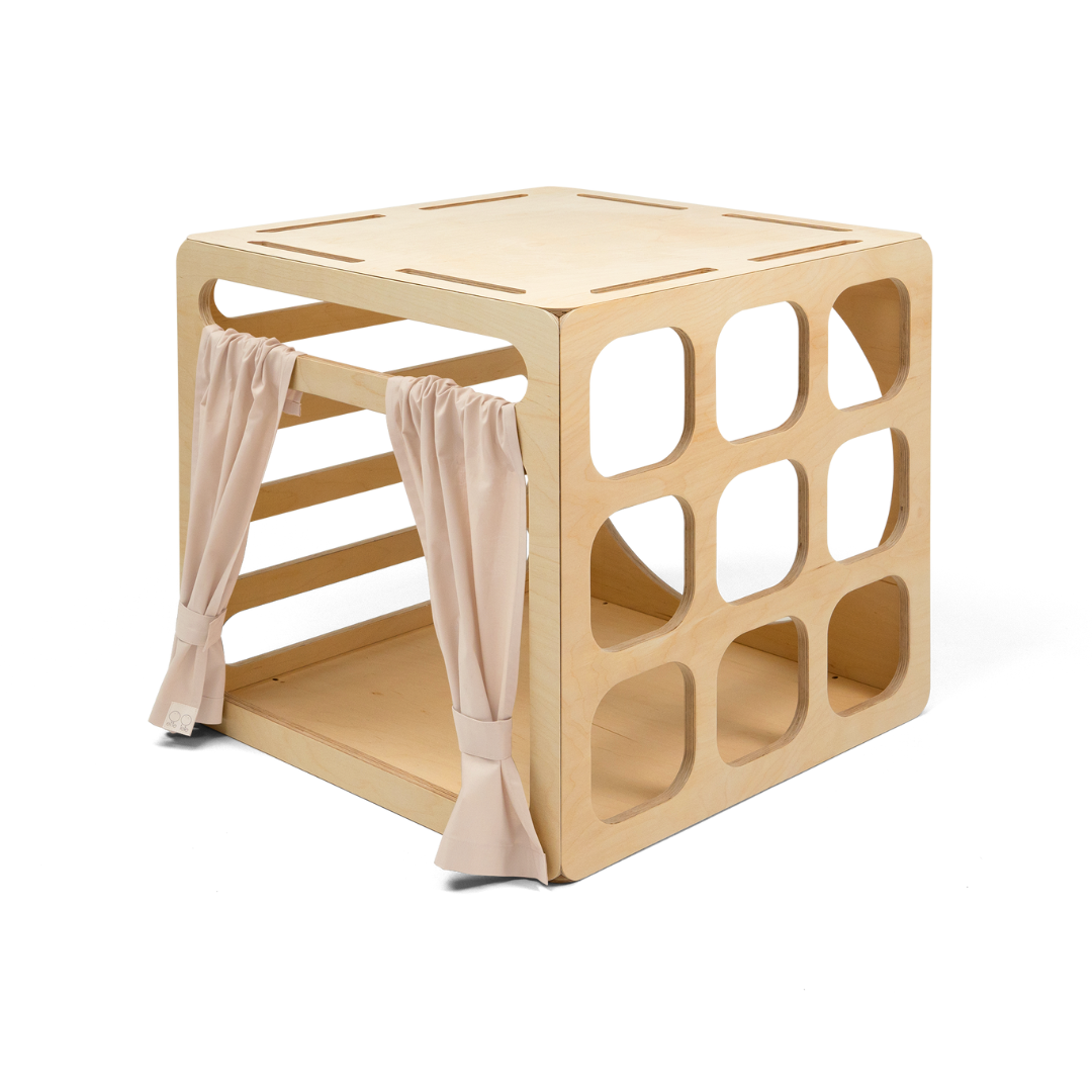 Houten klimkubus Cubitri met houten raam