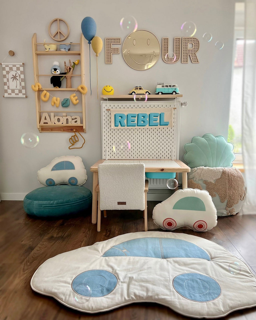 Spiegel kinderkamer emoji – hout en acryl – afbeelding 3