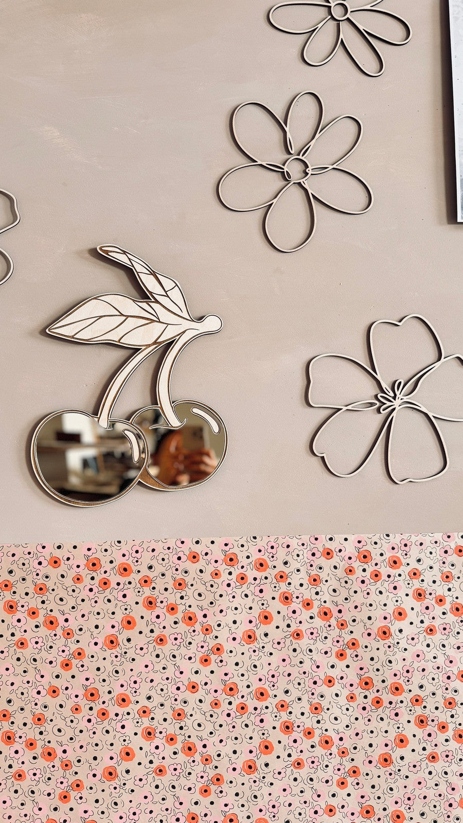 Spiegel kinderkamer kers – hout en acryl – afbeelding 3
