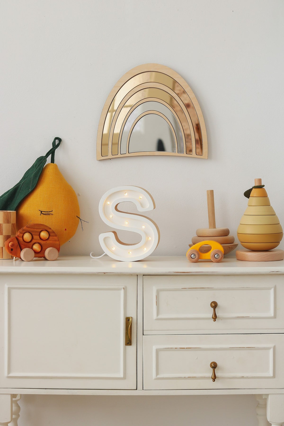 Spiegel kinderkamer regenboog – hout en acryl – afbeelding 2