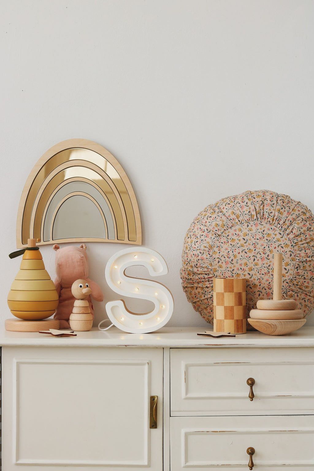 Spiegel kinderkamer regenboog – hout en acryl – afbeelding 4