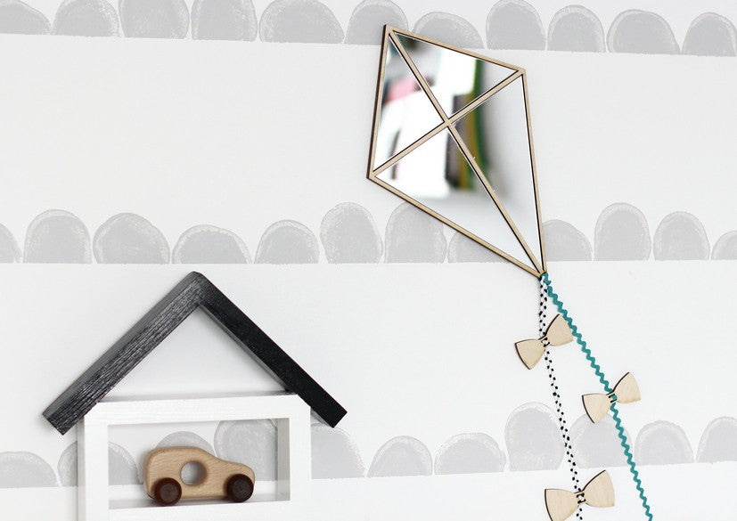 Spiegel kinderkamer vlieger – hout en acryl
