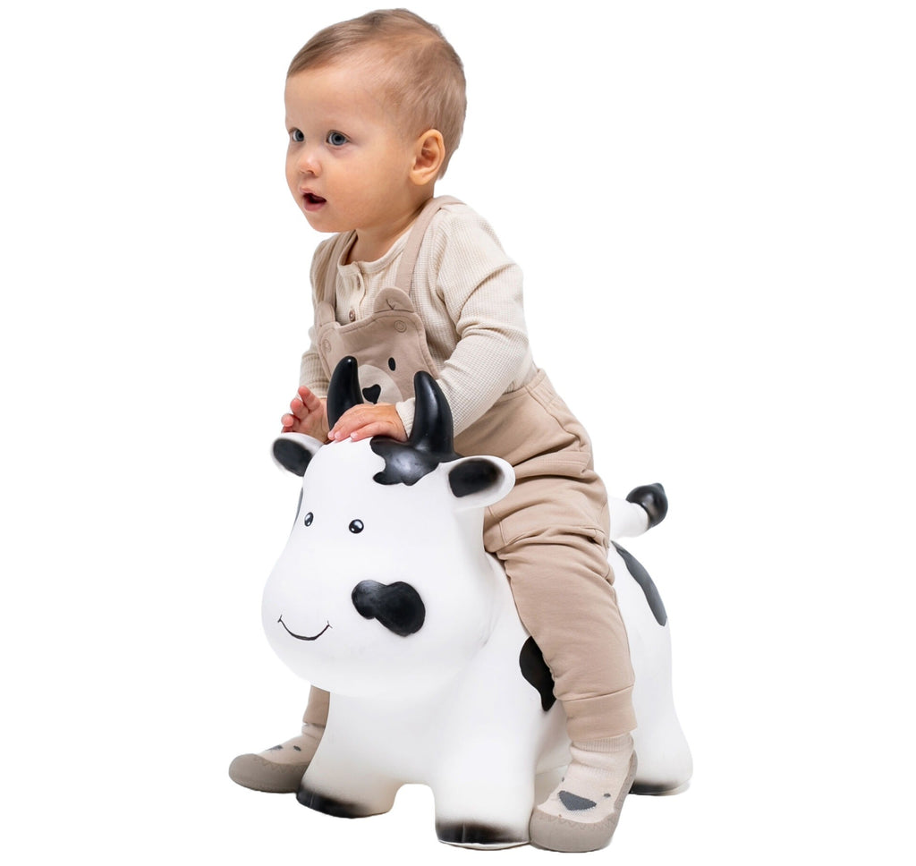 Springdier Jumpy koe wit met zwarte vlekken – afbeelding 3