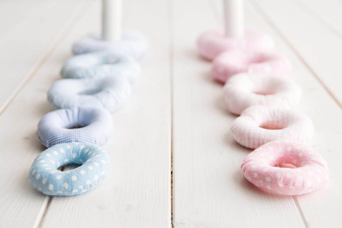 Stapeltoren baby met rammelende en knisperende ringen – afbeelding 5