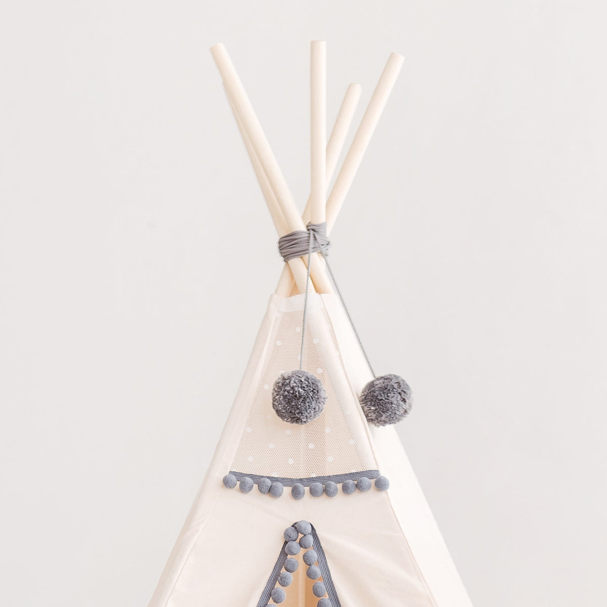 Tipi tent ecru met grijze pompons – afbeelding 4