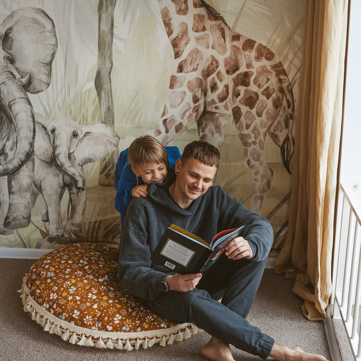 Vloerkussen met plantenprint en kwastjes – afbeelding 5