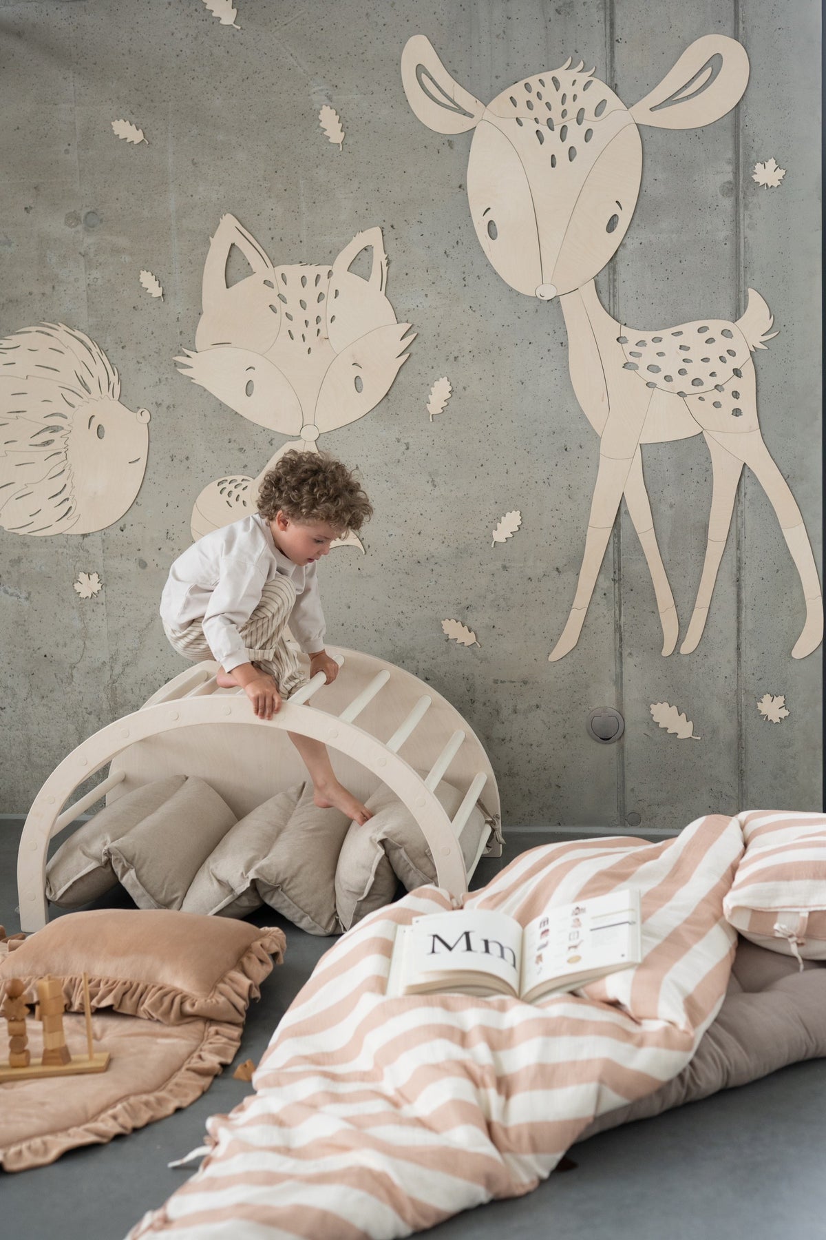 Wanddecoratie kinderkamer – houten hert bosdieren – afbeelding 2
