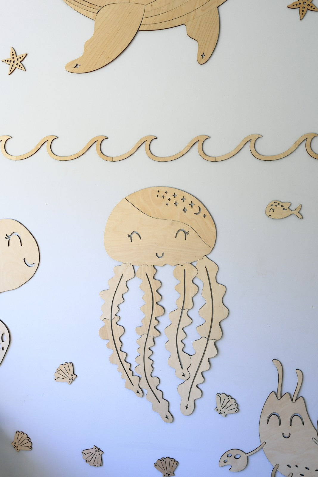 Wanddecoratie kinderkamer – houten kwal – afbeelding 2