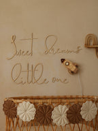 Wanddecoratie kinderkamer – houten tekstbord Sweet Dreams Little One