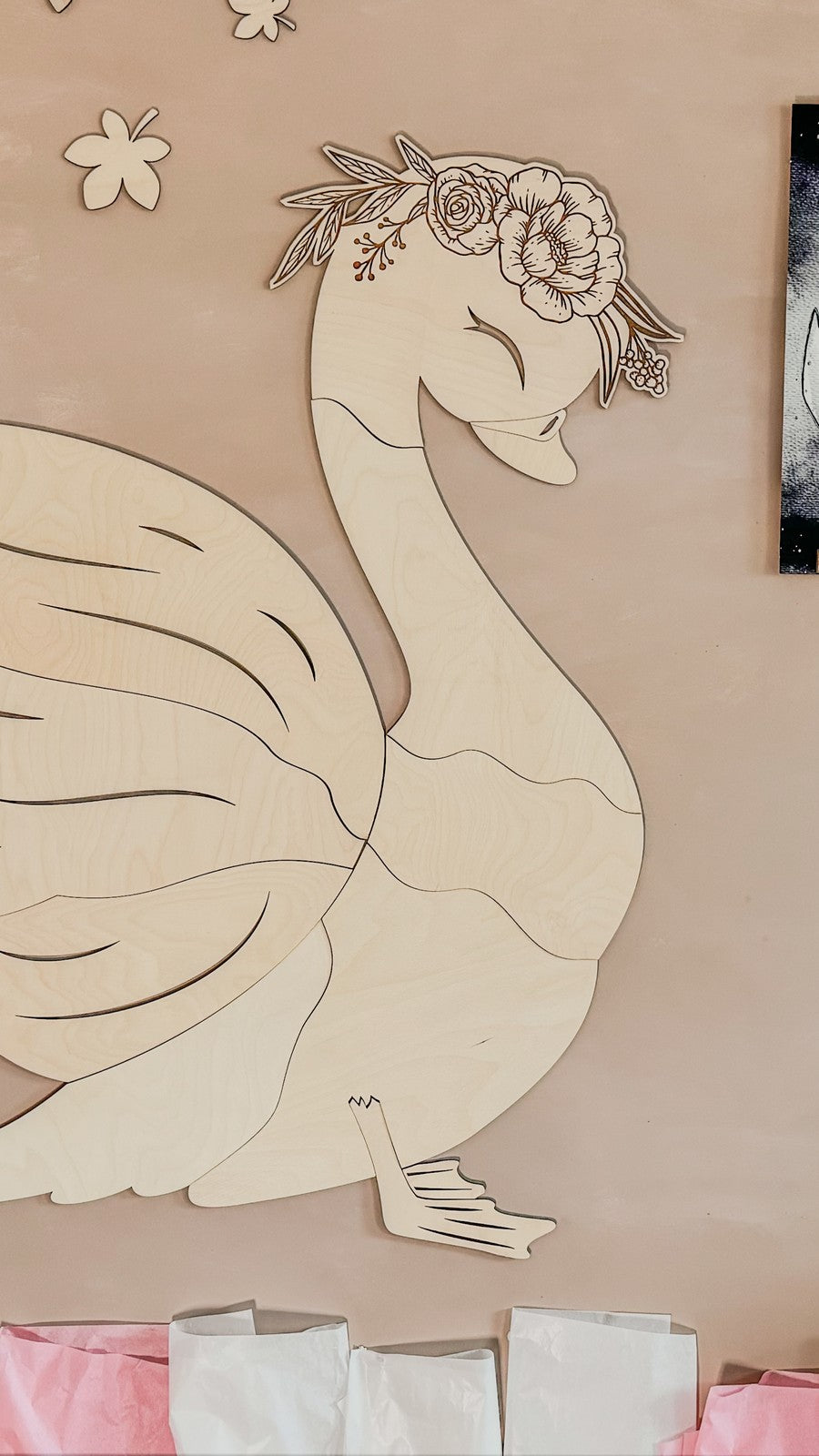 Wanddecoratie kinderkamer – houten zwaan – afbeelding 4