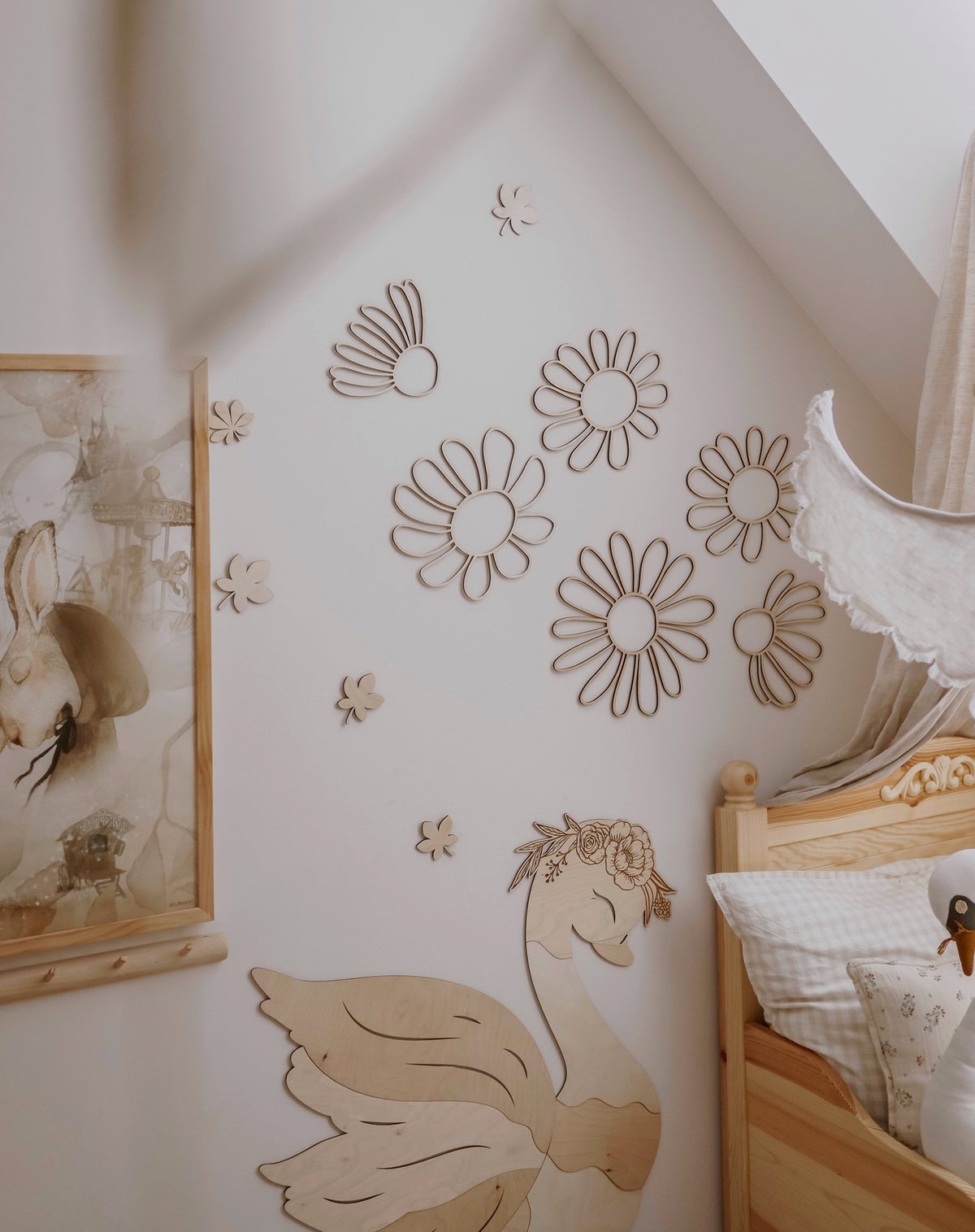 Wanddecoratie kinderkamer – set van 6 houten bloemen madeliefjes – afbeelding 3