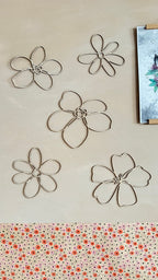 Wanddecoratie kinderkamer – set van 6 houten bloemen veldbloemen